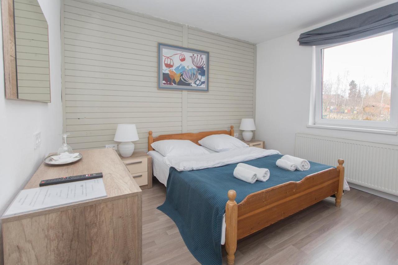 Guesthouse Yes In Bodice מראה חיצוני תמונה